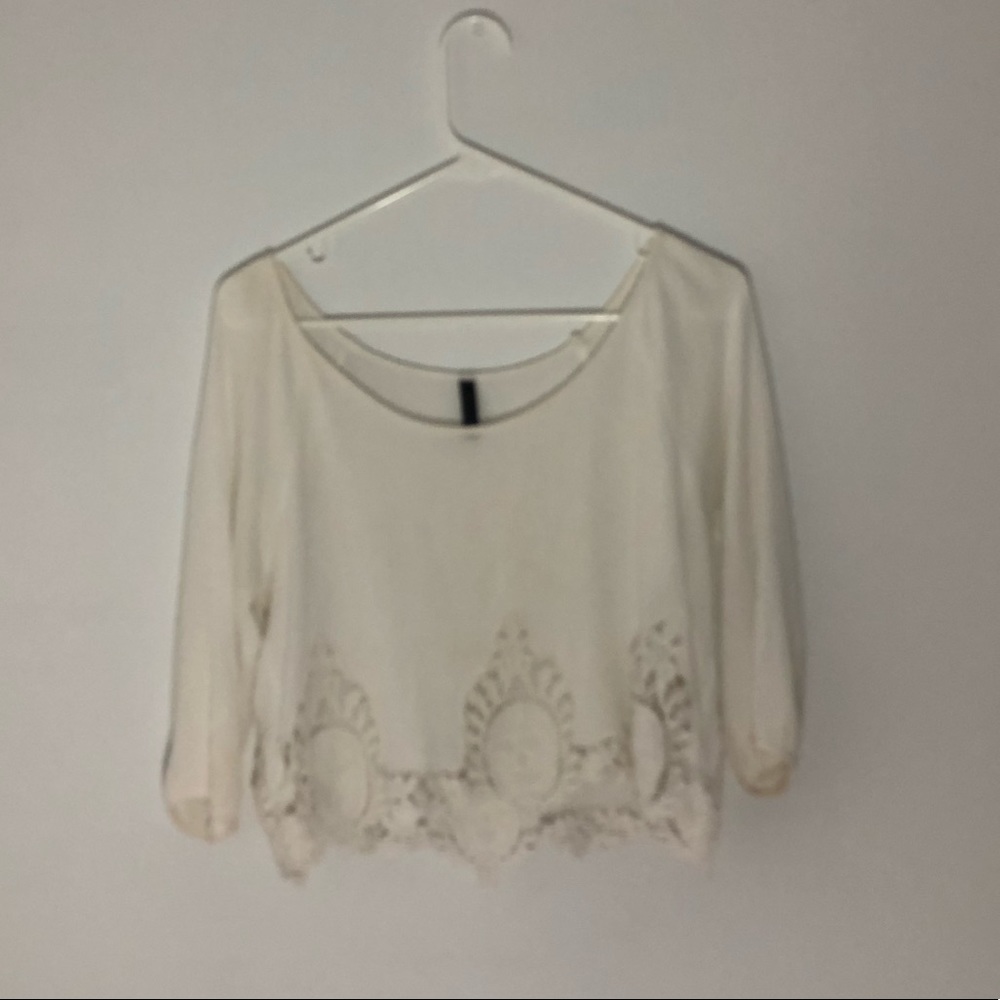 Full Tilt Croped Laced Tee